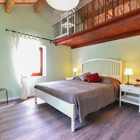 Relaxing Getaway With A Dreamlike Pool Apartment