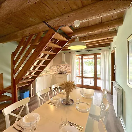 Relaxing Getaway With A Dreamlike Pool Apartment