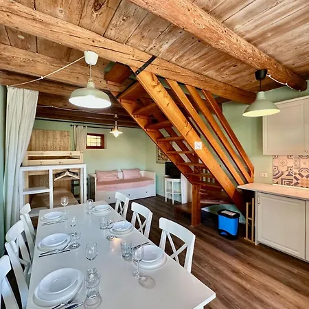 Apartment Relaxing Getaway With A Dreamlike Pool *