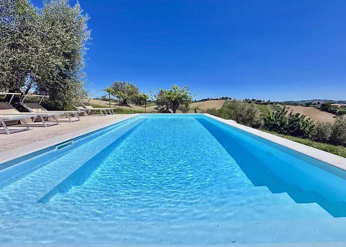 Apartment Relaxing Getaway With A Dreamlike Pool