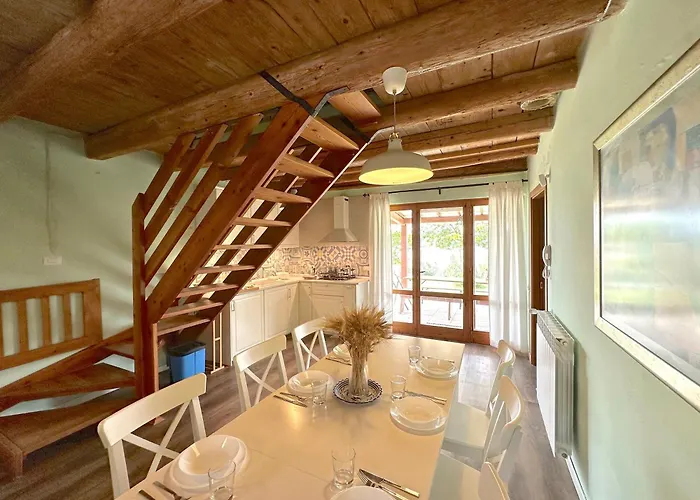 Relaxing Getaway With A Dreamlike Pool Apartment